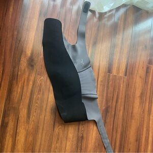 Momcozy Black belly band